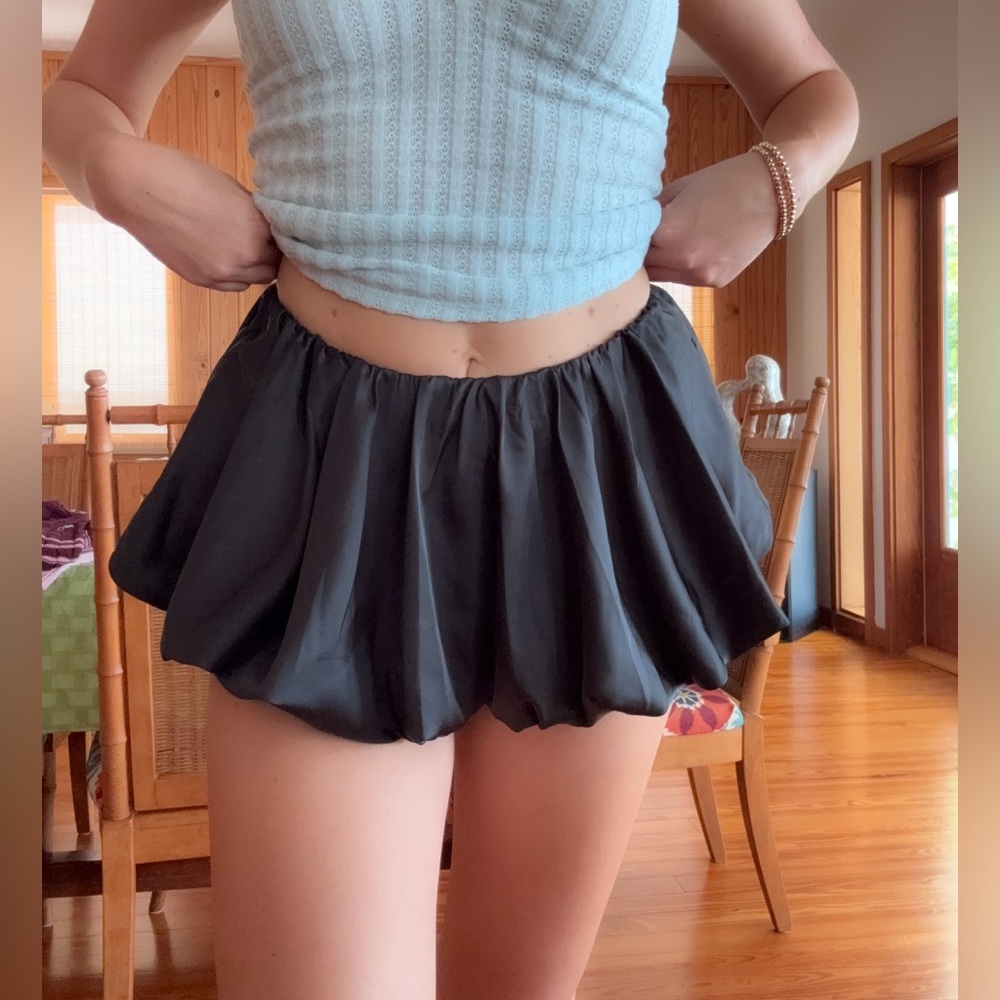 kimchi blue mini bubble skirt!